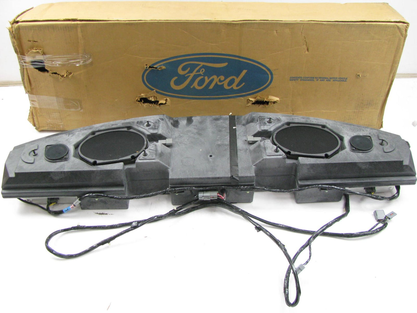 NEW OEM FORD F7ZZ-18C804-CA Rear Deck Factory Speaker Panel + Amp 94-98 Mustang