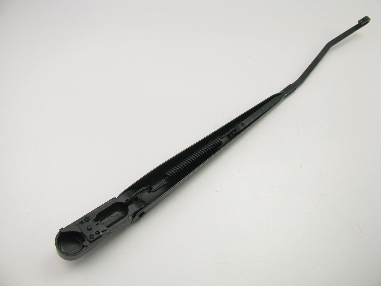 Ford F81Z-17526-AA Wiper Arm - Right 1999-07 F-250 Super Duty 2000-05 Excursion