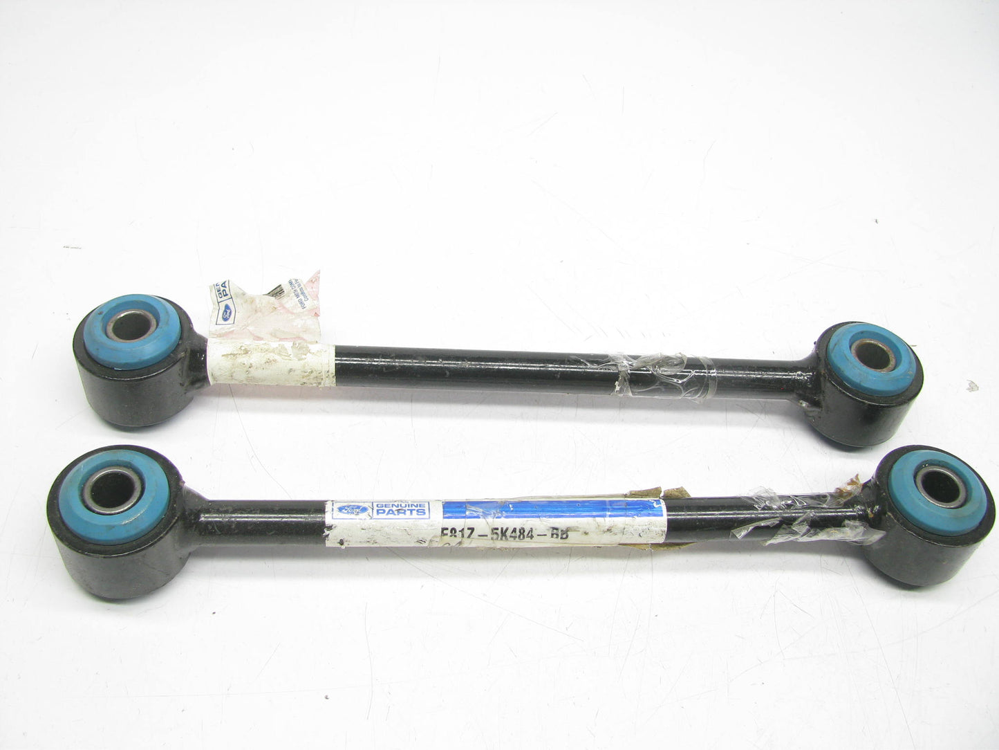 (2) NEW - OEM Ford F81Z-5K484-BB Rear Suspension Stabilizer Sway Bar Link Kit