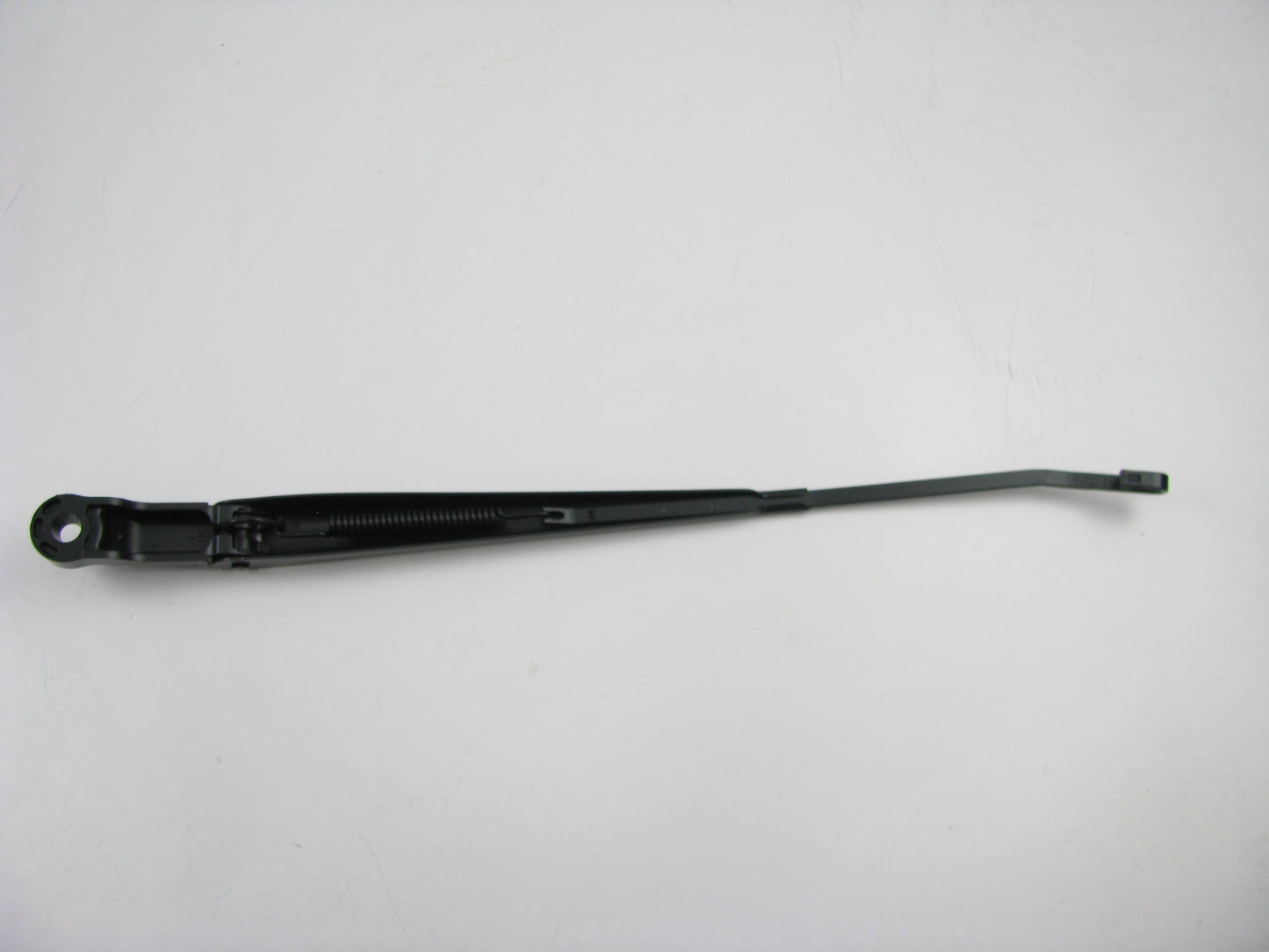 NEW GENUINE OEM Left Driver Side Windshield Wiper Arm Ford F85Z-17526-AB