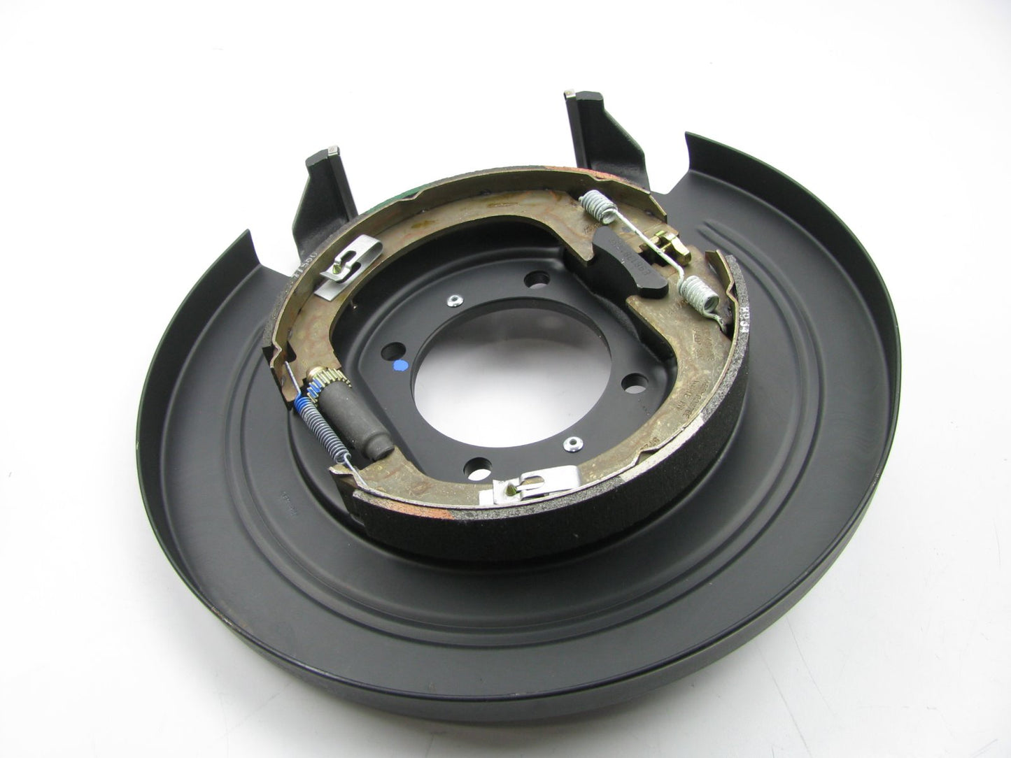 NEW 1997-98 Navigator Rear Right Drum Brake Backing Plate & Parking Brake Shoes