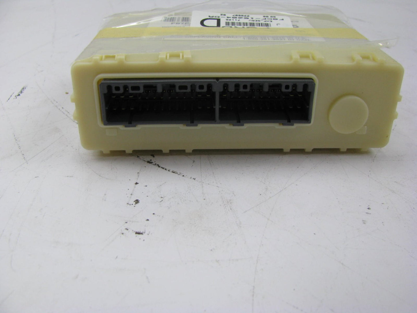 New OEM Ford Anti-Theft Keyless Entry Locking Control Module F87Z-15K602-BA