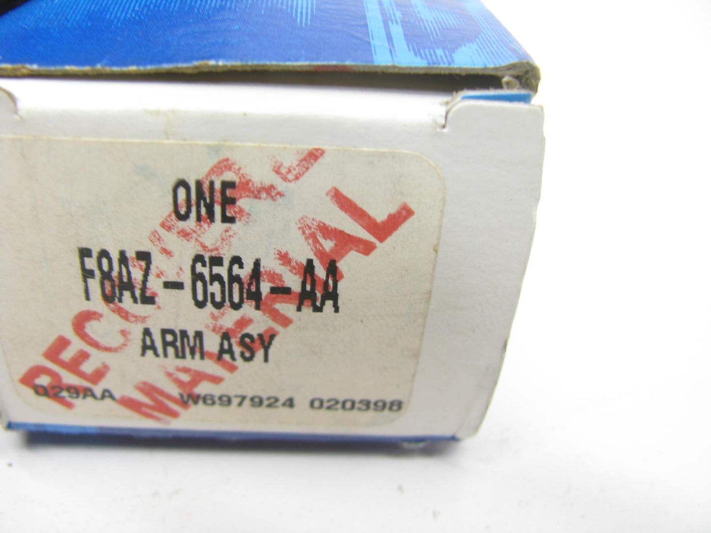 NEW - OEM Ford F8AZ-6564-AA Engine Rocker Arm