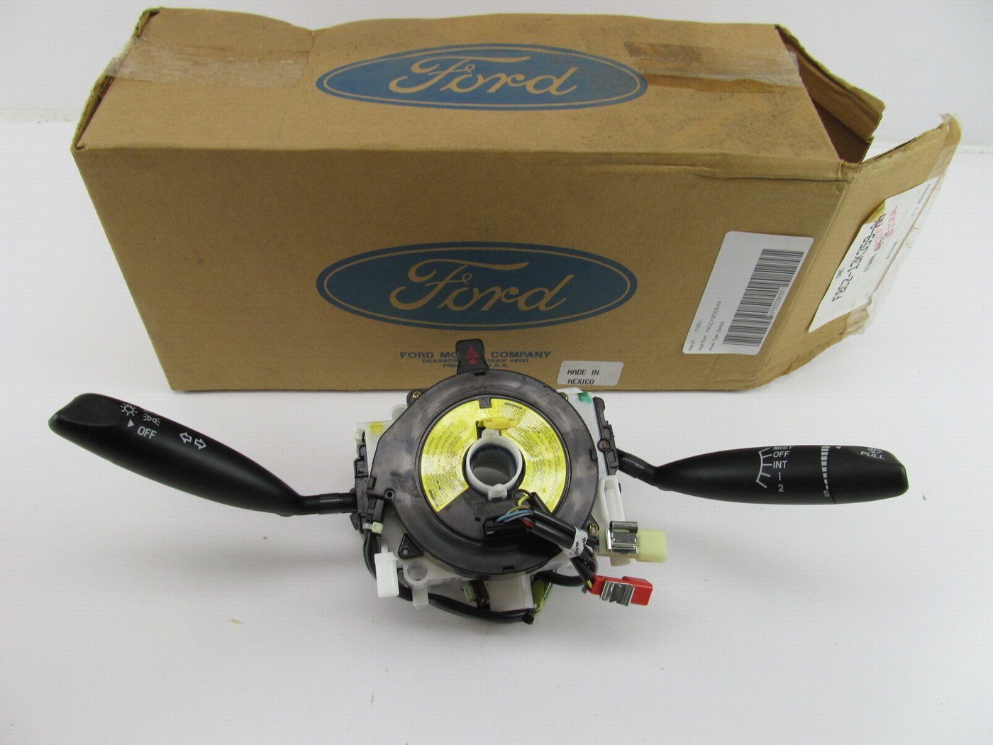NEW - OEM Ford F8CZ-13K359-AA Turn Signal & Wiper Switch 1998-03 Escort W/O Fog