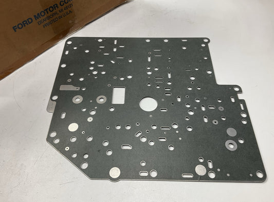NEW - OEM Ford F8DZ-7Z490-BA Seperator Plate & Gasket #87 98-99 Taurus 3.0L AX4N