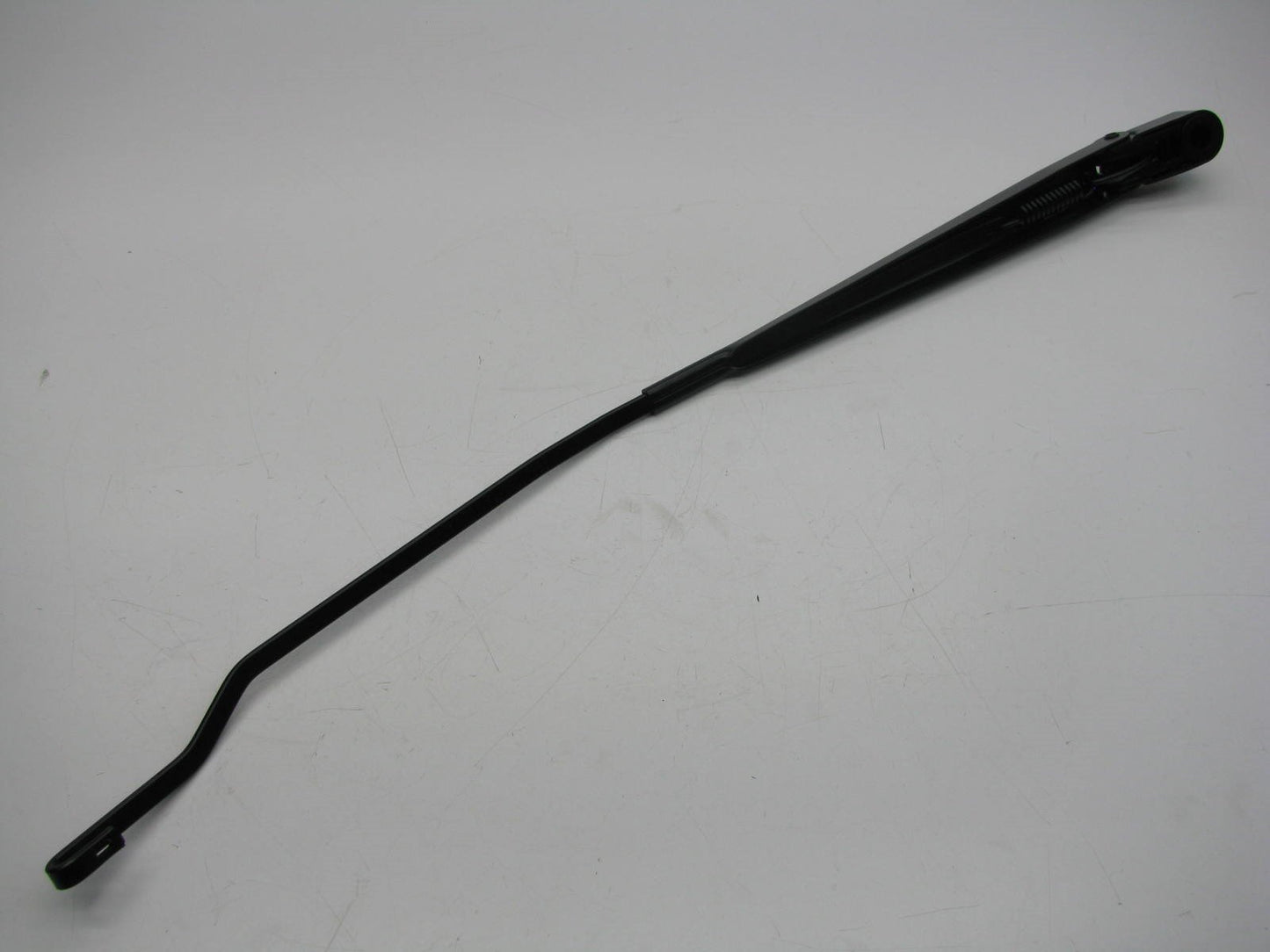 NEW - OEM Ford F8RZ-17526-BA Right  Windshield Wiper Arm 1999-02 Mercury Cougar