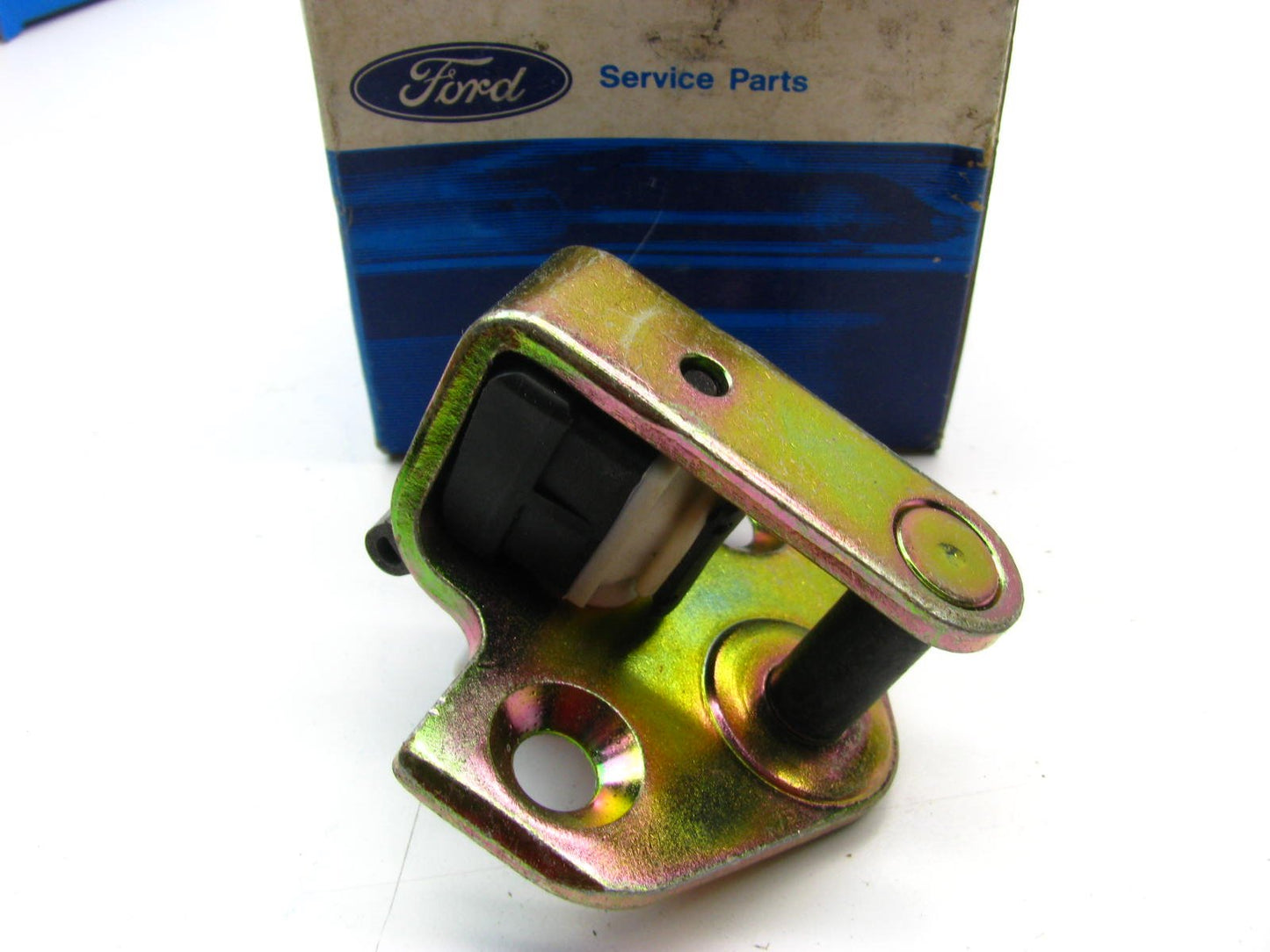 NEW GENUINE OEM Ford F8RZ-6322008-AA Revised Door Striker - 1998-1999 Cougar