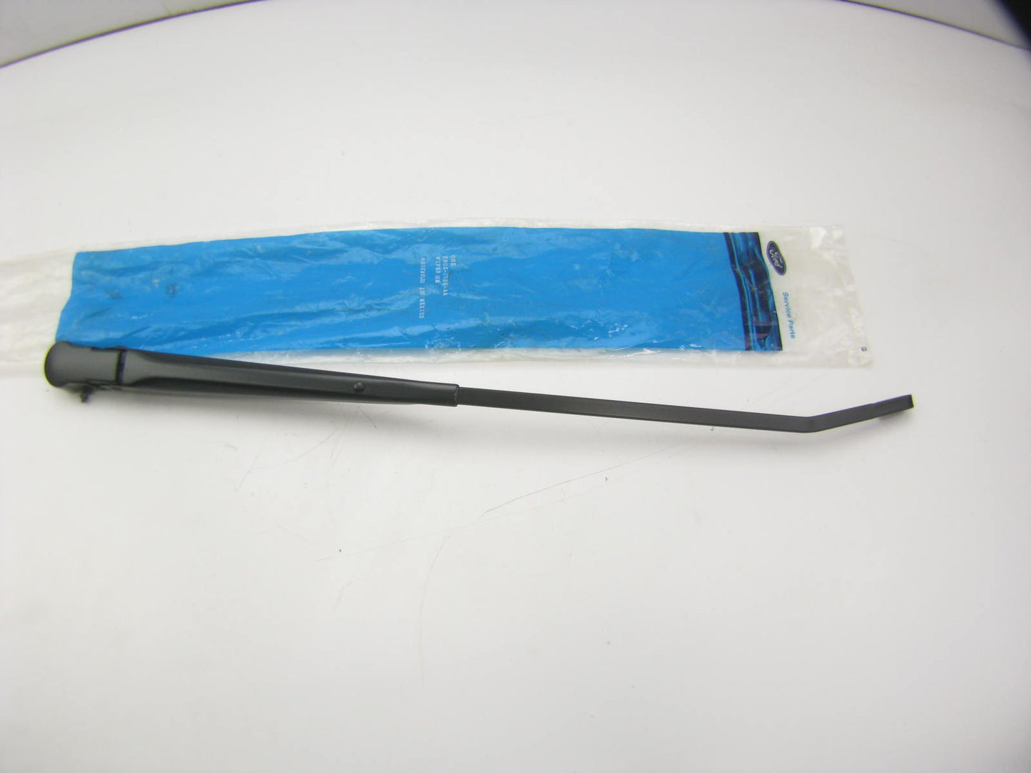 NOS OEM Ford F8UZ-17528-AA Windshield Wiper Arm