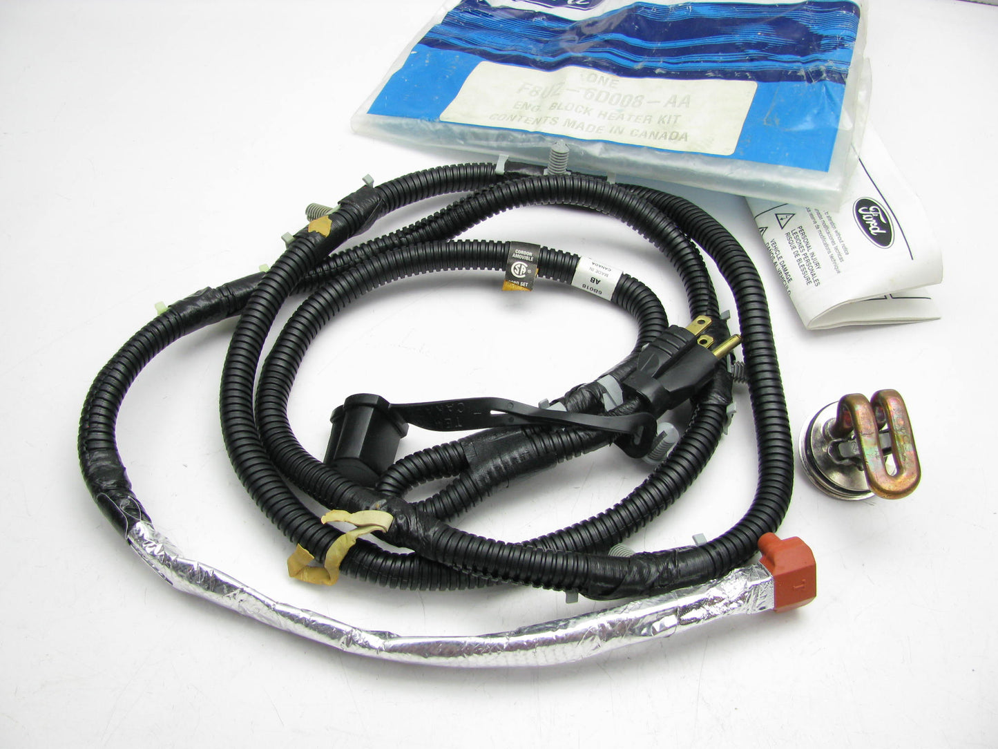 NEW - OEM Ford F8UZ-6D008-AA Engine Block Heater Kit 1998-2007 Econoline