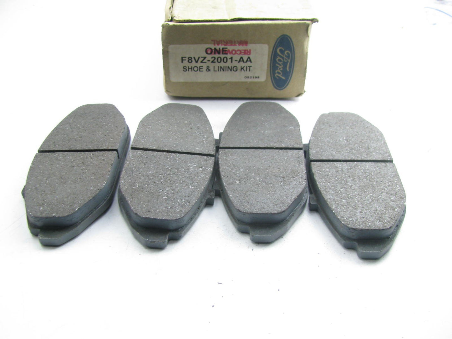 NEW GENUINE OEM Ford F8VZ-2001-AA Brake Pads - FRONT
