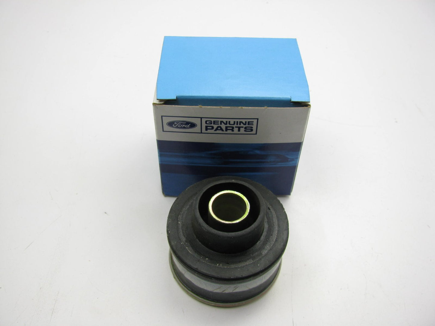 NOS 1990-1991 Lincoln Town Car Body Mount Insulator Absorber Bushing