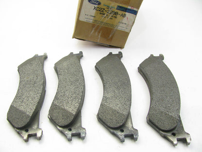 NEW GENUINE OEM Ford XC2Z-2200-AB Rear Disc Brake Pads