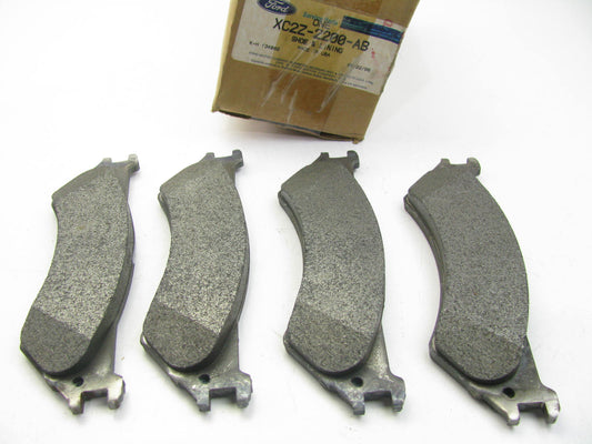 NEW GENUINE OEM Ford XC2Z-2200-AB Rear Disc Brake Pads
