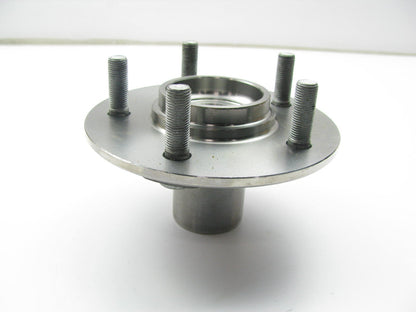 New OEM REAR Wheel Hub For 97-02  Villager, Quest   XF5Z-1104-AA
