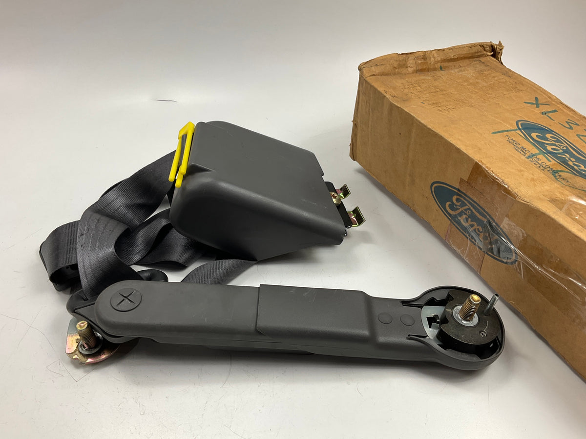NEW - OEM Ford XL3Z-18611B09-AAD Front Left Seat Belt 1999 F-150 F-250 Super Cab