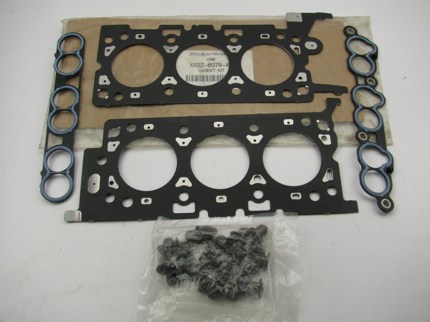 NEW - OEM Ford XS2Z-6079-AA Cylinder Head Gasket Set 1999-2001 2.5L DOHC
