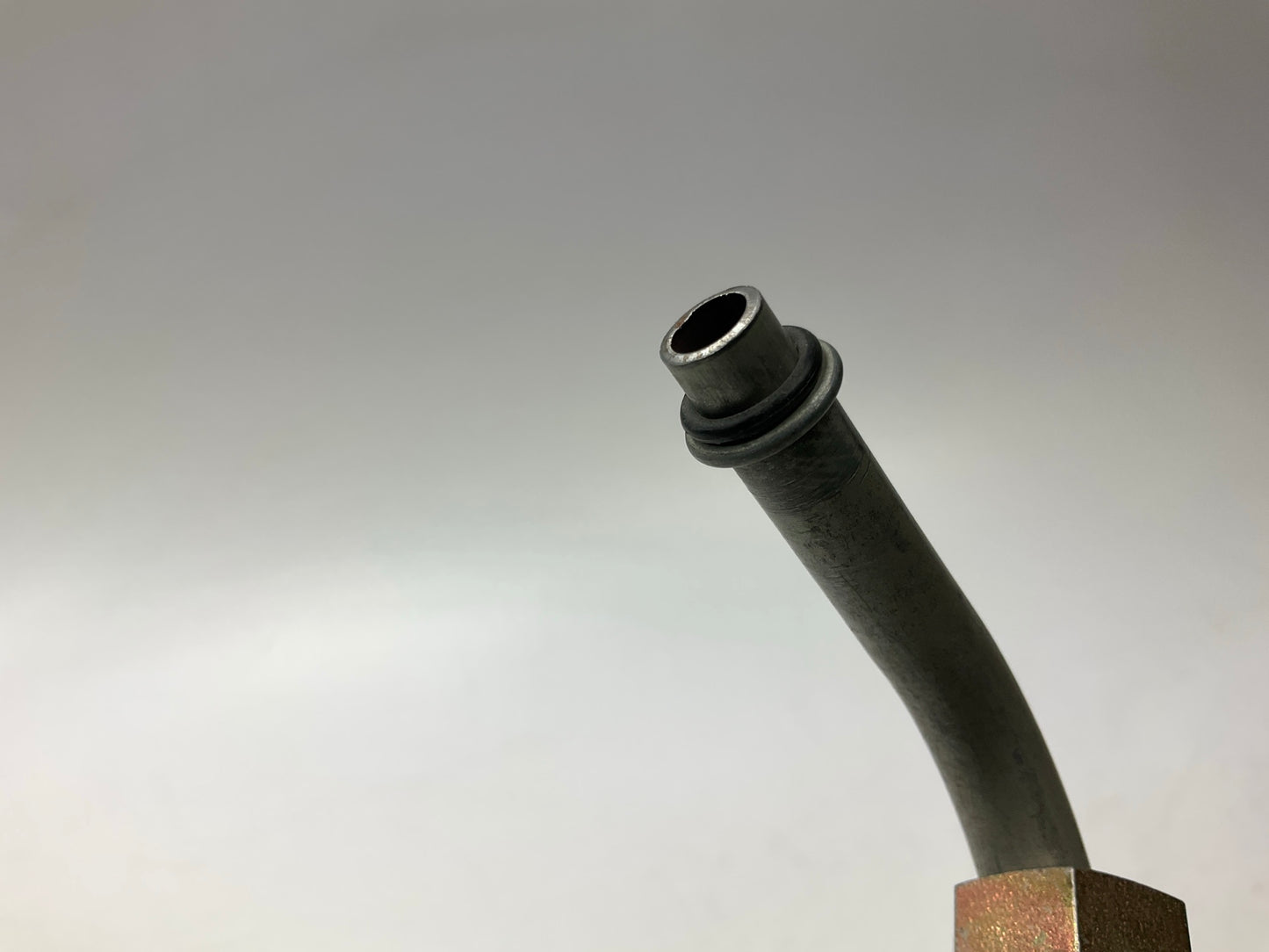 NEW - OEM Ford XS2Z-7A031-FB Automatic Transmission Oil Cooler Line