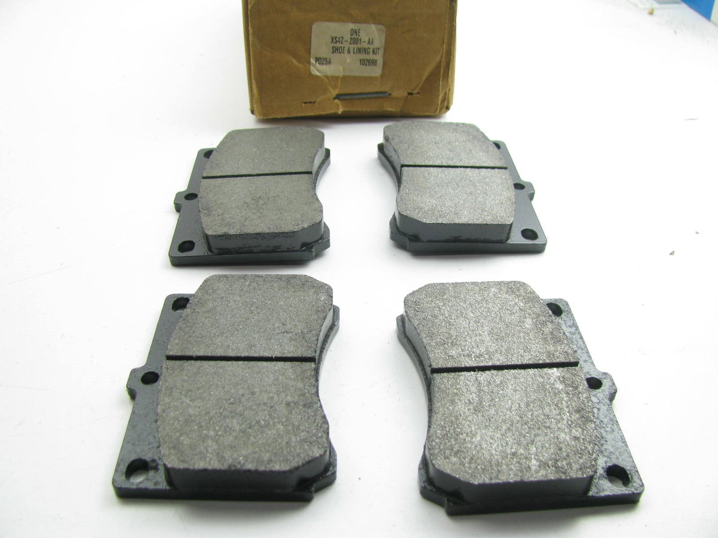 NEW GENUINE OEM Ford XS4Z-2001-AA  Front Disc Brake Pads For 1998-2003 Escort