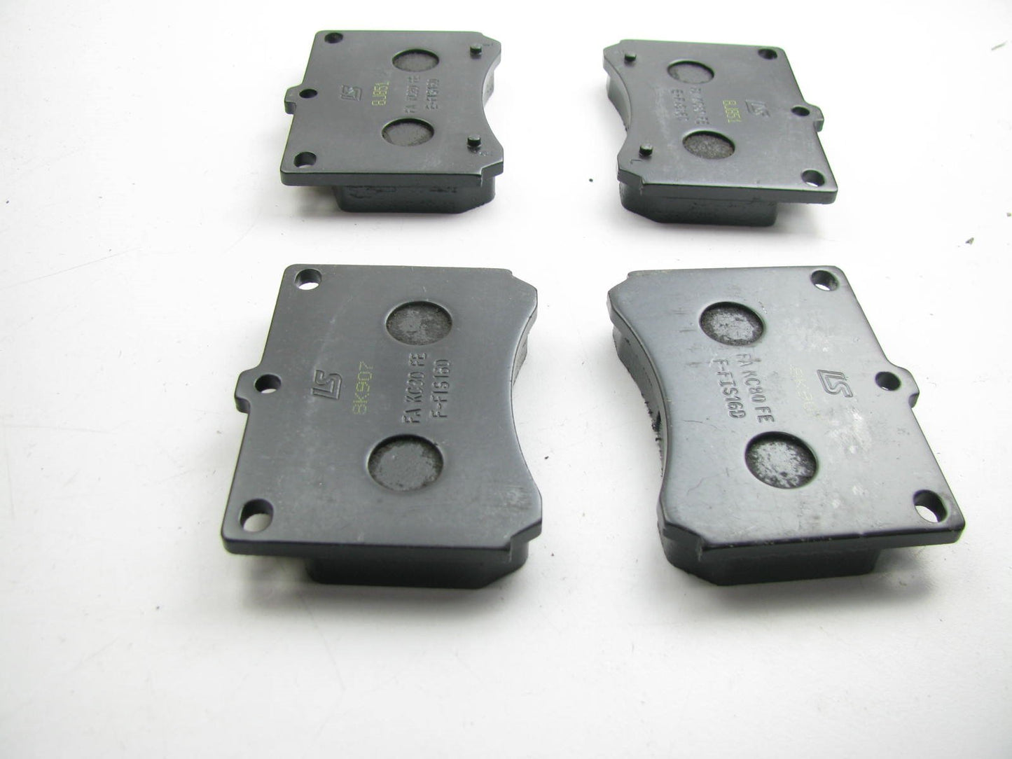 NEW GENUINE OEM Ford XS4Z-2001-AA  Front Disc Brake Pads For 1998-2003 Escort