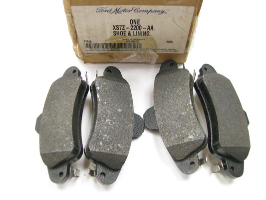 NEW GENUINE OEM Ford XS7Z-2200-AA Rear Disc Brake Pads