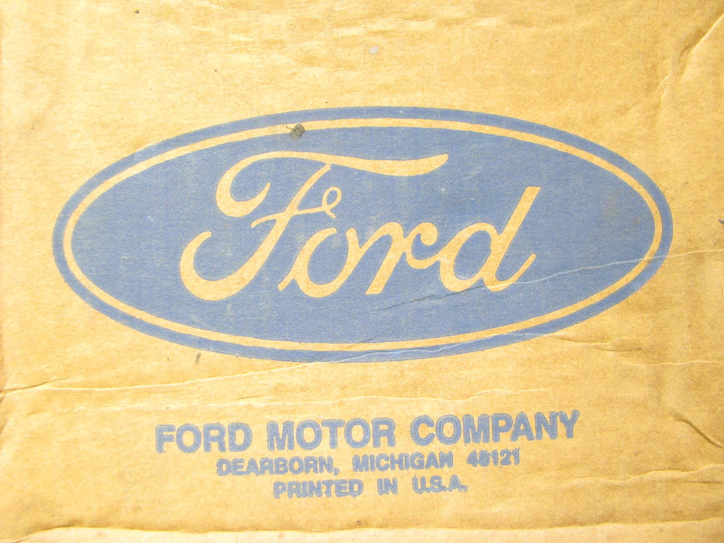 NEW - OEM Ford XS8Z-2200-AA Rear Drum Brake Shoes For 1999-2002 Mercury Cougar