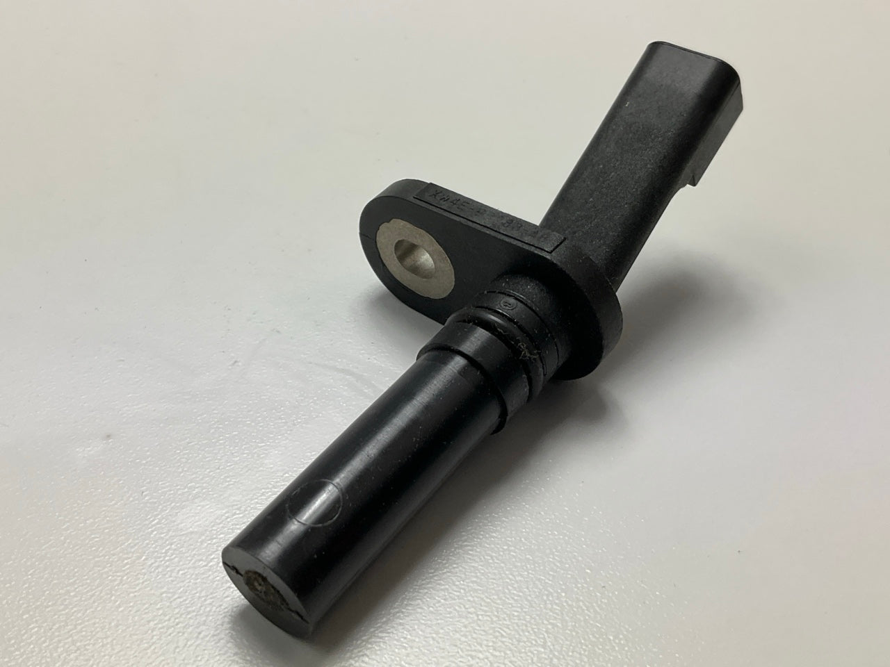 NEW - OEM Ford XW4Z-6B288-AA Camshaft Position Sensor 2000-01 Lincoln LS 3.0L-V6