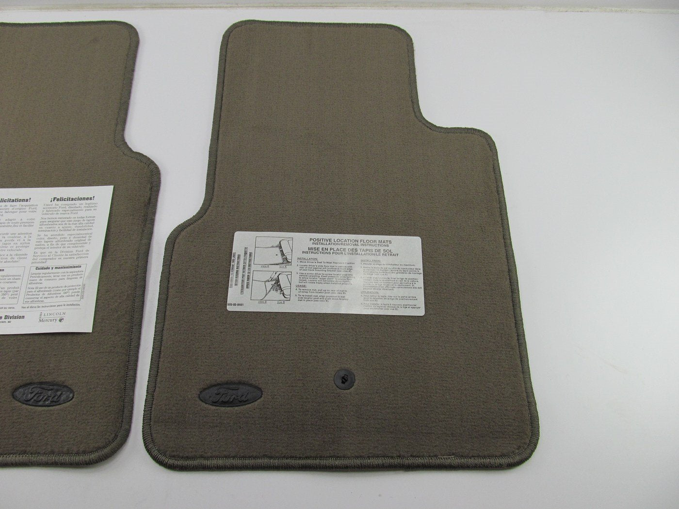 Medium Dark Parchment Brown NOS OEM Ford Floor Mat Set YL3Z-1513086-DAA Type 2