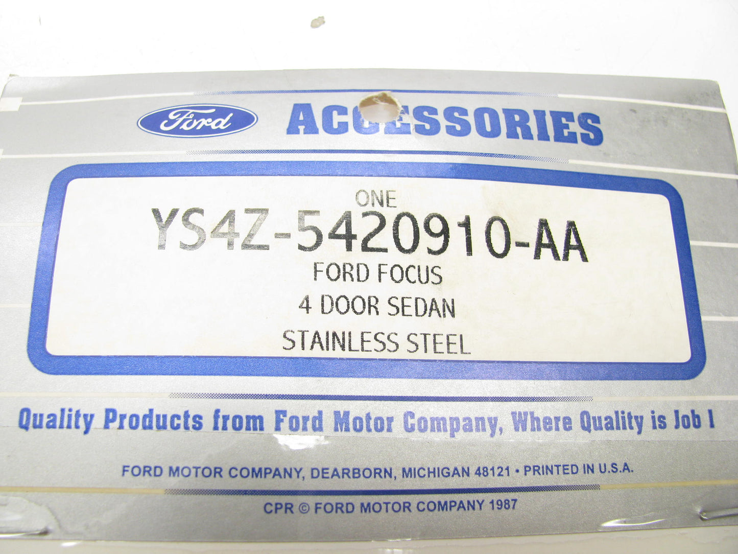 NEW - OEM Ford Stainless Steel Door Edge Guard Kit For 2000-04 Ford Focus SEDAN