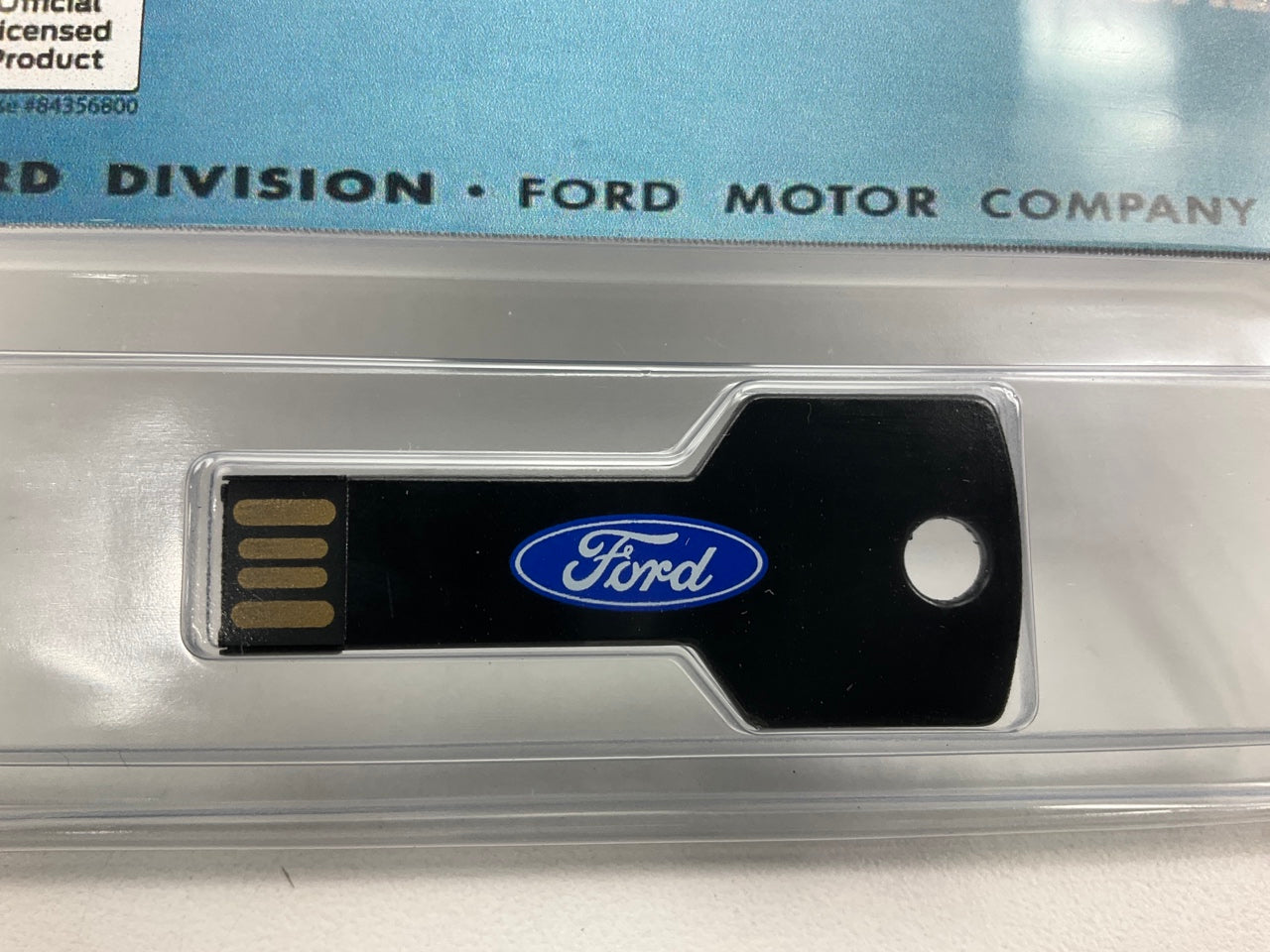 1957 Ford Truck Shop Manual (USB) USB20057