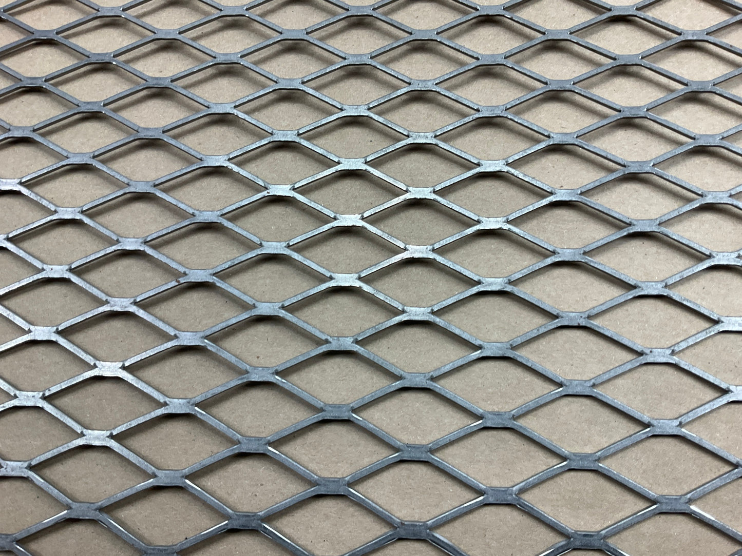 Forney 49611 - 24'' X 24'' - 13 Gauge Steel Expanded Metal - 3/4'' O/C Spacing