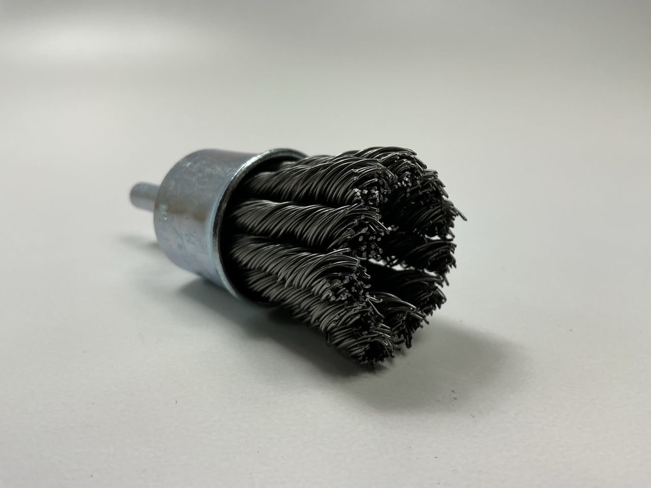 Forney 60002 Command PRO End Brush, Knotted, 1 In X .020 In X 1/4 In Shank