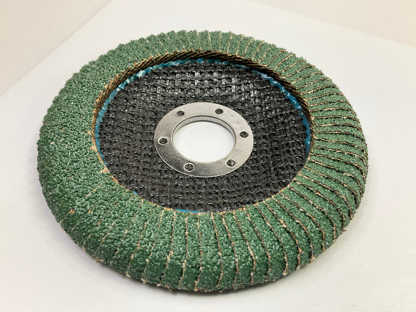 Forney 71940 Curved Edge Flap Disc, 4-1/2 In X 7/8 In, 40 Grit