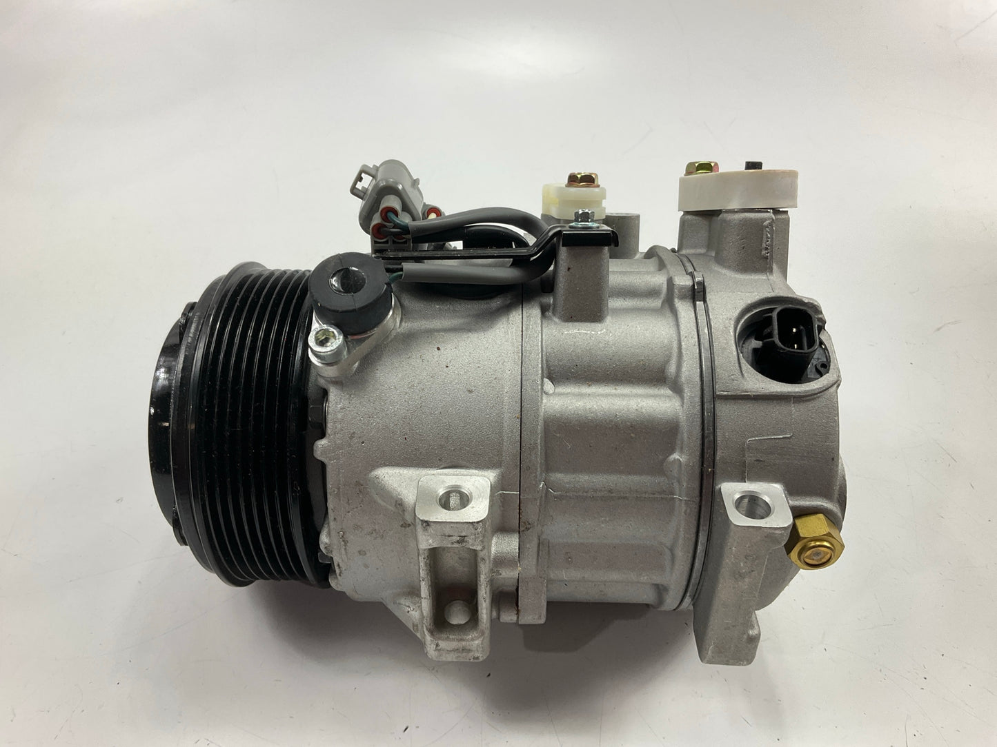 REMAN. Four Seasons 157328 A/C Compressor
