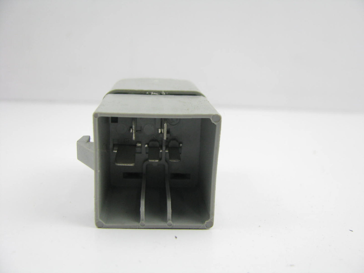 Four Seasons 208818 Engine Cooling Fan Motor Relay - 2573 7135988 35988