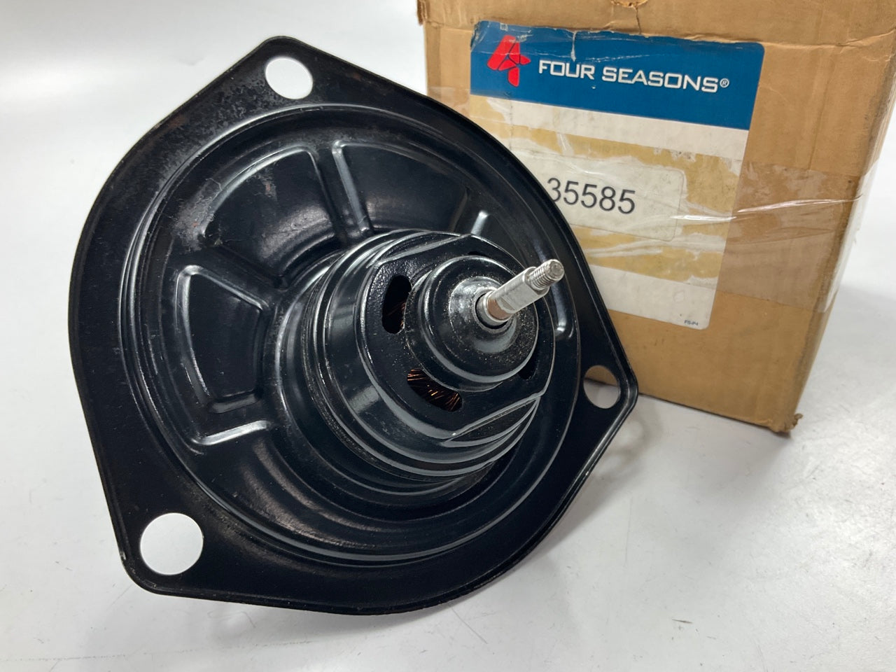 Four Seasons 35585 Rear HVAC Blower Motor For 1984-1989 Toyota Van