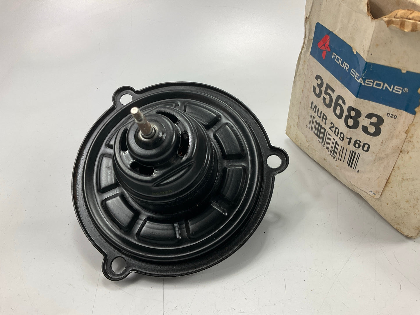 Four Seasons 35683 HVAC Blower Motor 90-93 Integra, 86-90 Legend,  88-91 Prelude