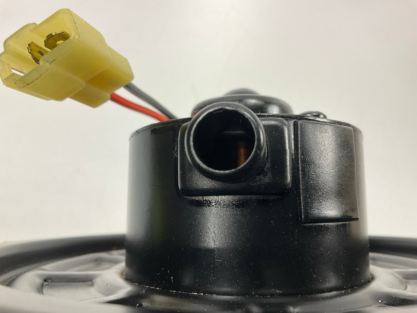 Four Seasons 35683 HVAC Blower Motor 90-93 Integra, 86-90 Legend,  88-91 Prelude