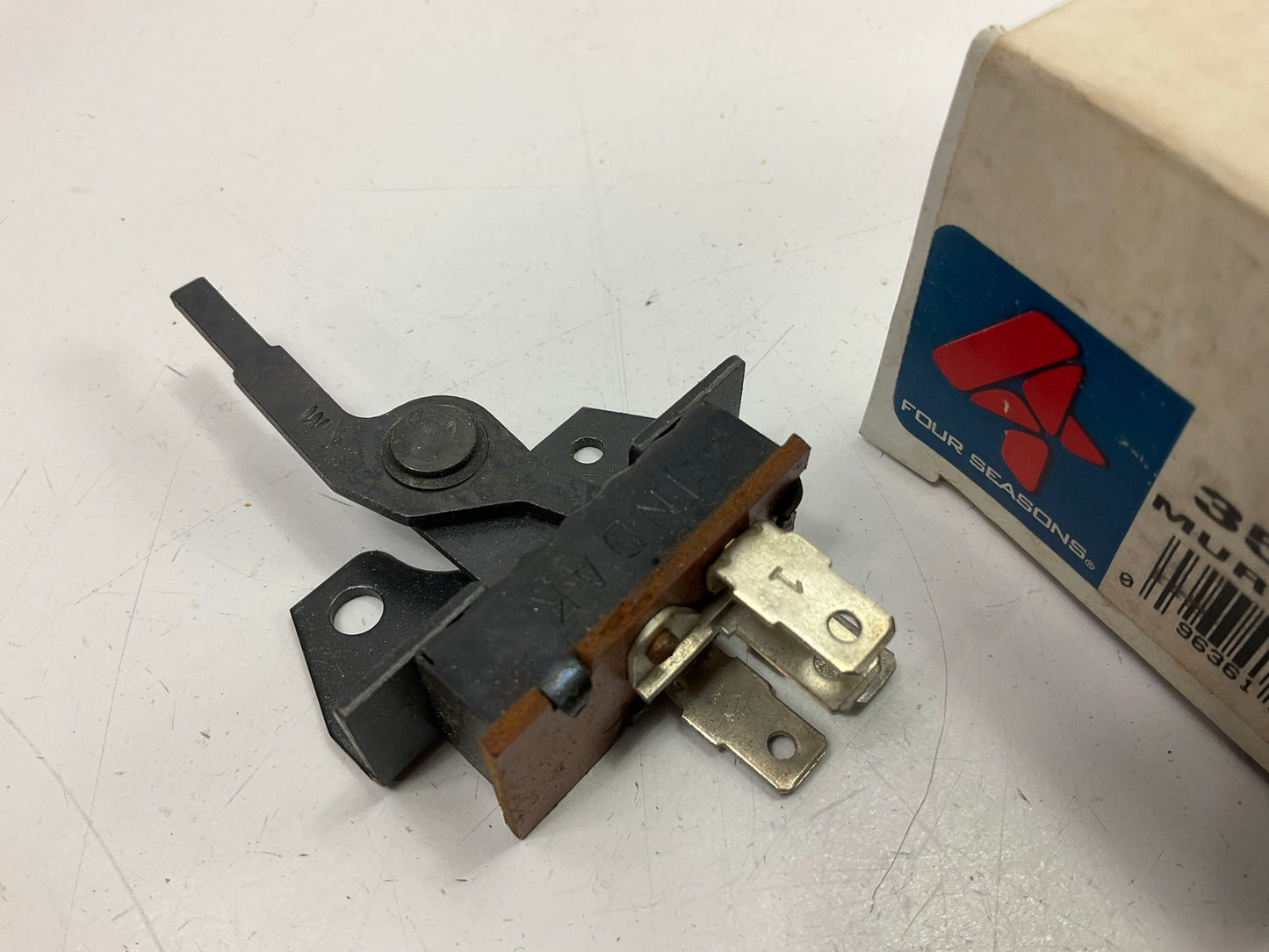 Four Seasons 35978 HVAC Blower Control Switch 1982-1983 Mercury LN7, Lynx
