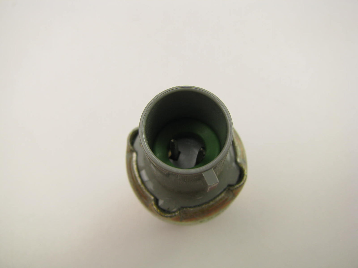 Four Seasons 36673 A/C Condenser Fan Pressure Switch