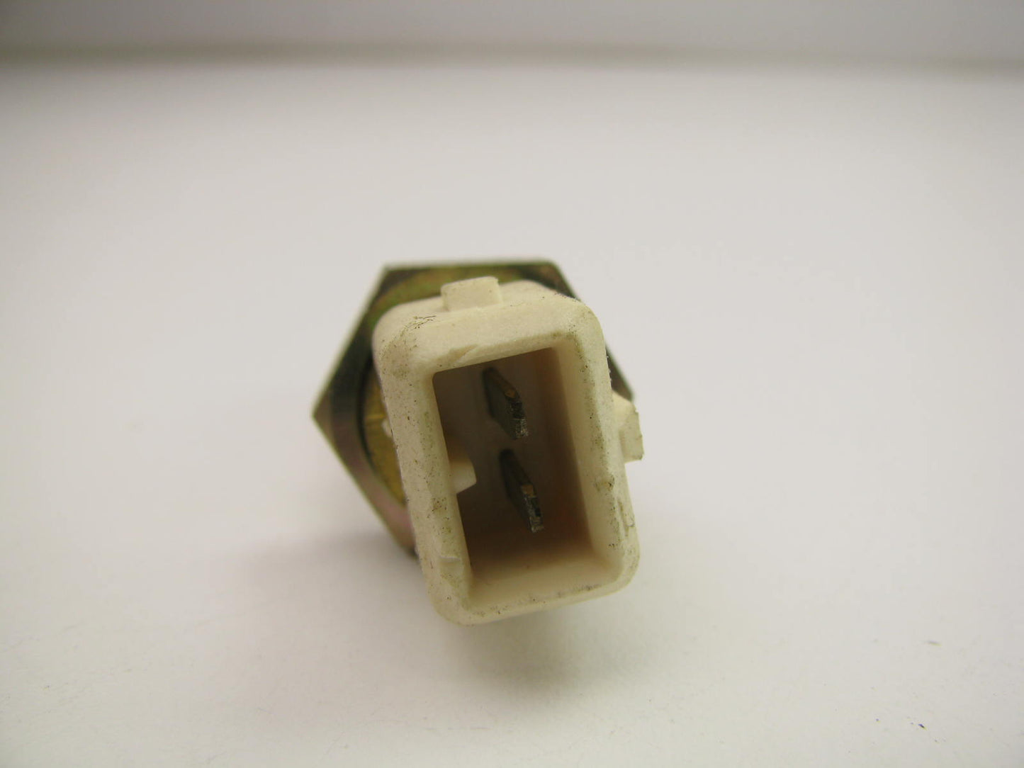 Four Seasons 37112 Engine Coolant Temperature Sensor Sender Switch