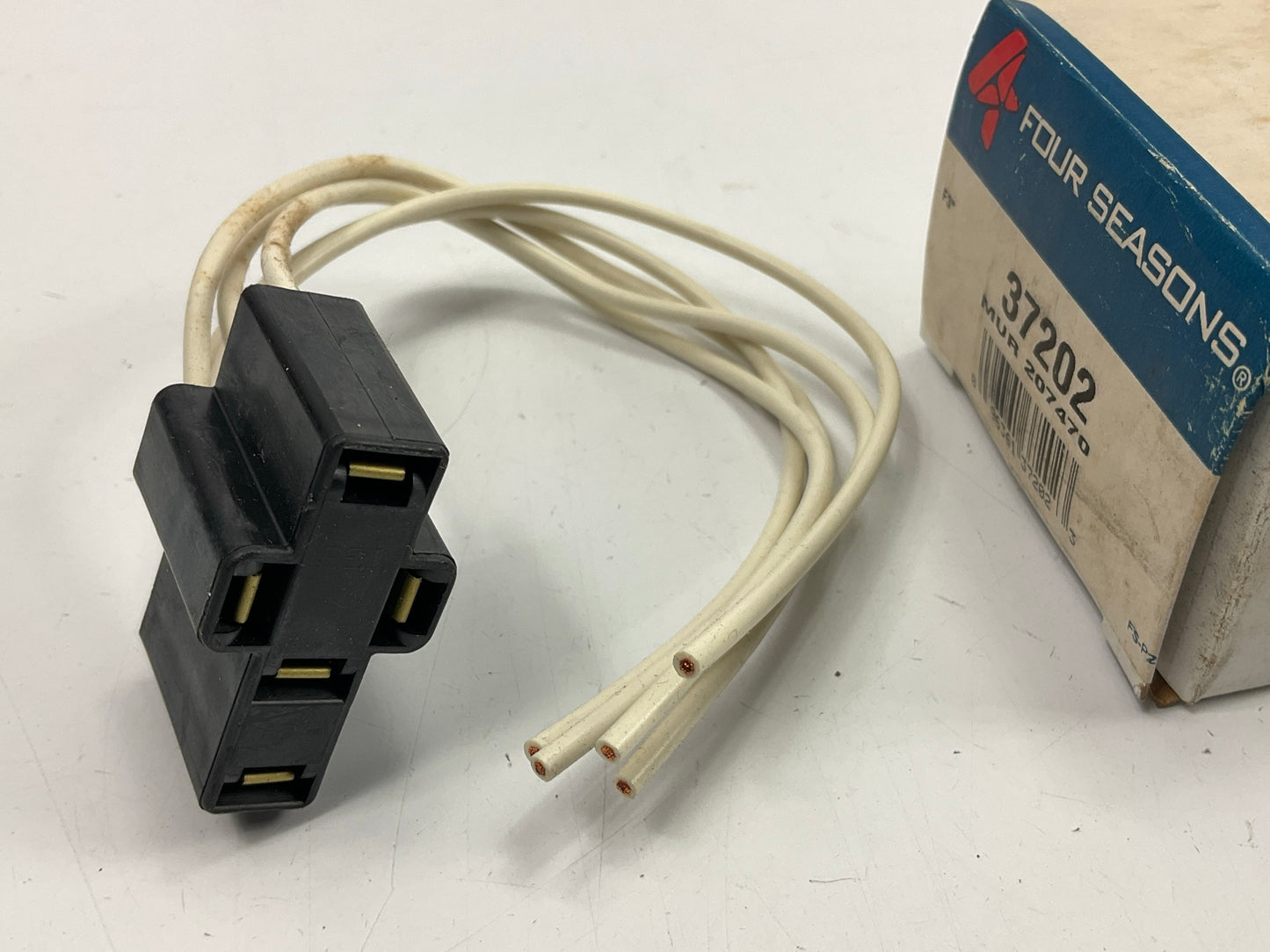Four Seasons 37202 HVAC Blower Relay Harness Connector Pigtail