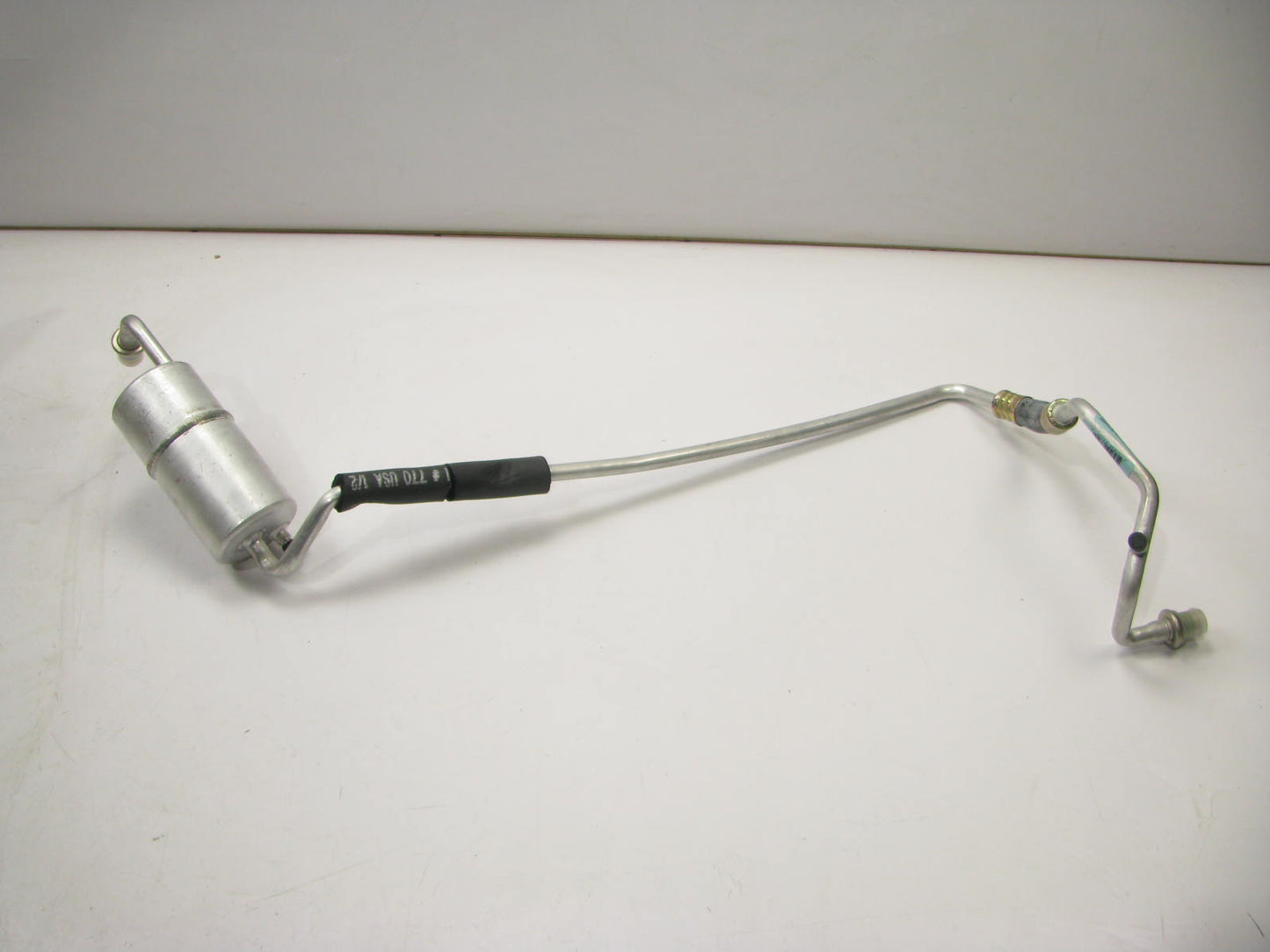 Four Seasons 55620 - A/C Accumulator With Hose Assembly