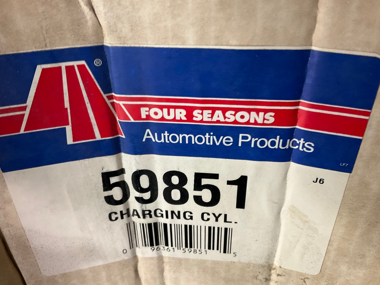 DAMAGED BROKEN FITTING Four Seasons Dial-A-Charge 134 Charging Cylinder, 10 LBS
