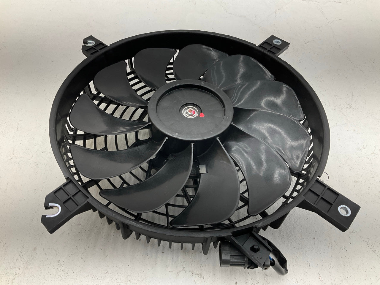 Four Seasons 620-647 A/C Condenser Cooling Fan Motor 1999-2001 Tracker