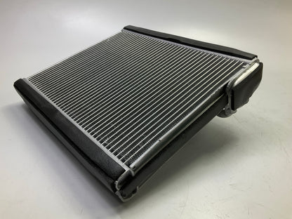 COSMETIC DAMAGE SEE PHOTOS Four Seasons 64057 A/C Evaporator Core