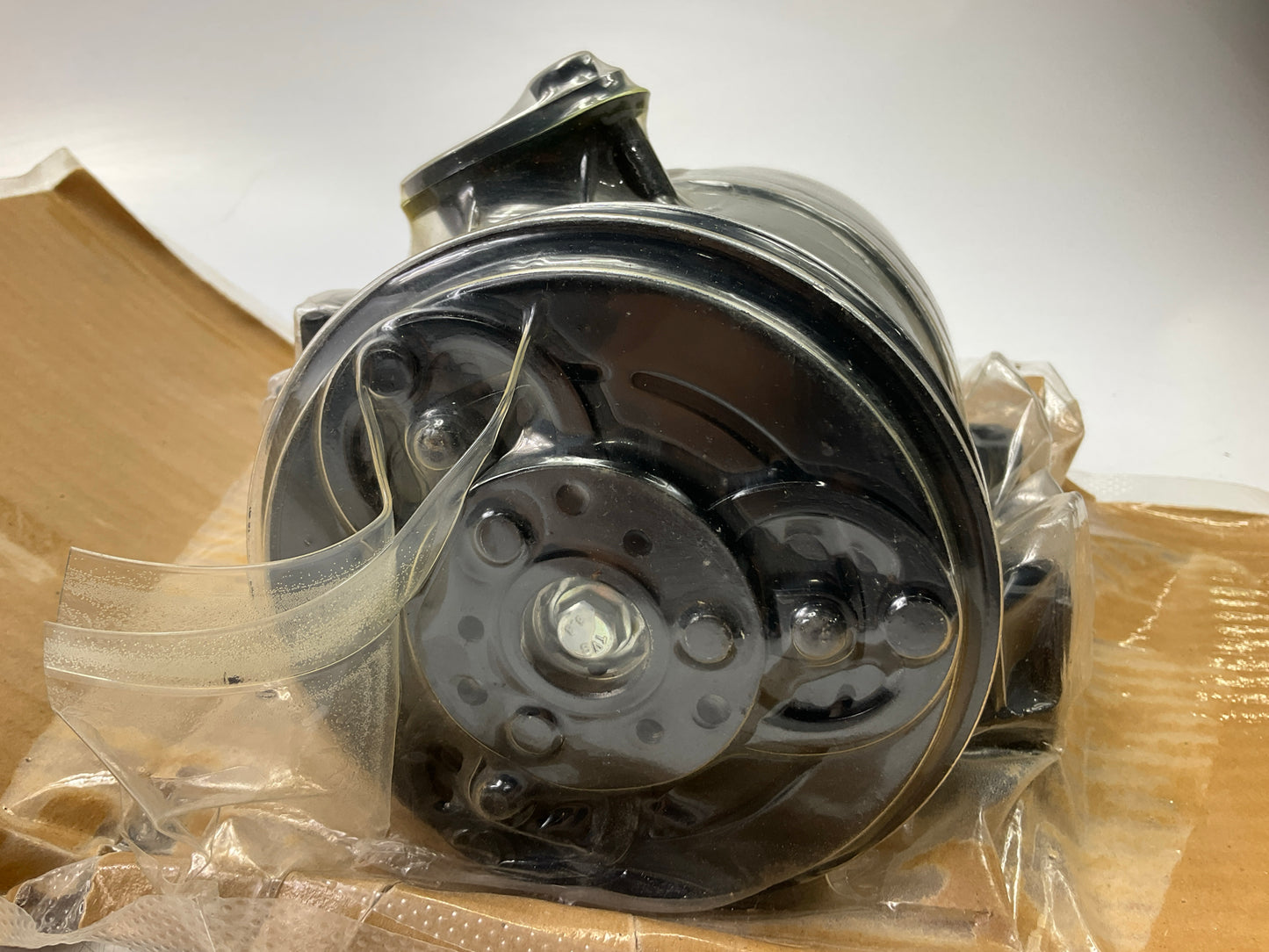 REMAN. Four Seasons 67449 A/C Compressor  For 2000-2001 Nissan Altima