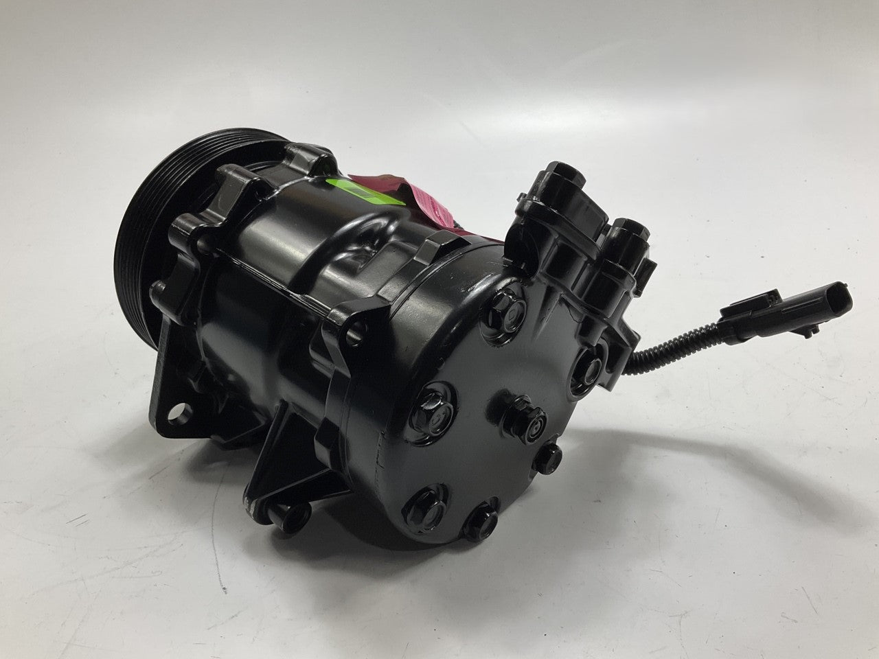 Four Seasons 67576 A/C Compressor For 2002-2005 Jeep Liberty