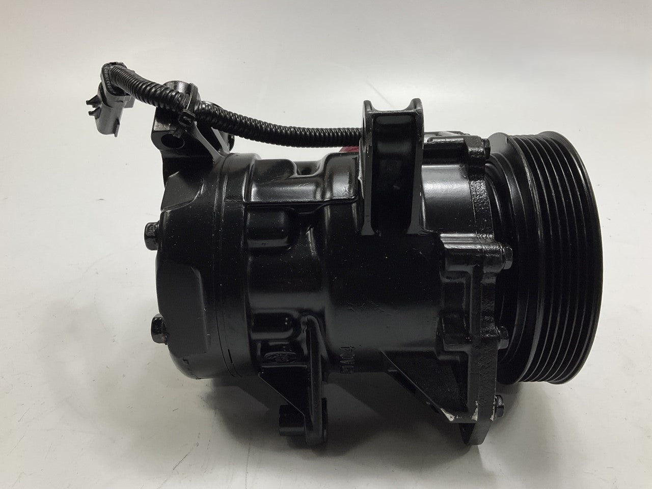 Four Seasons 67576 A/C Compressor For 2002-2005 Jeep Liberty