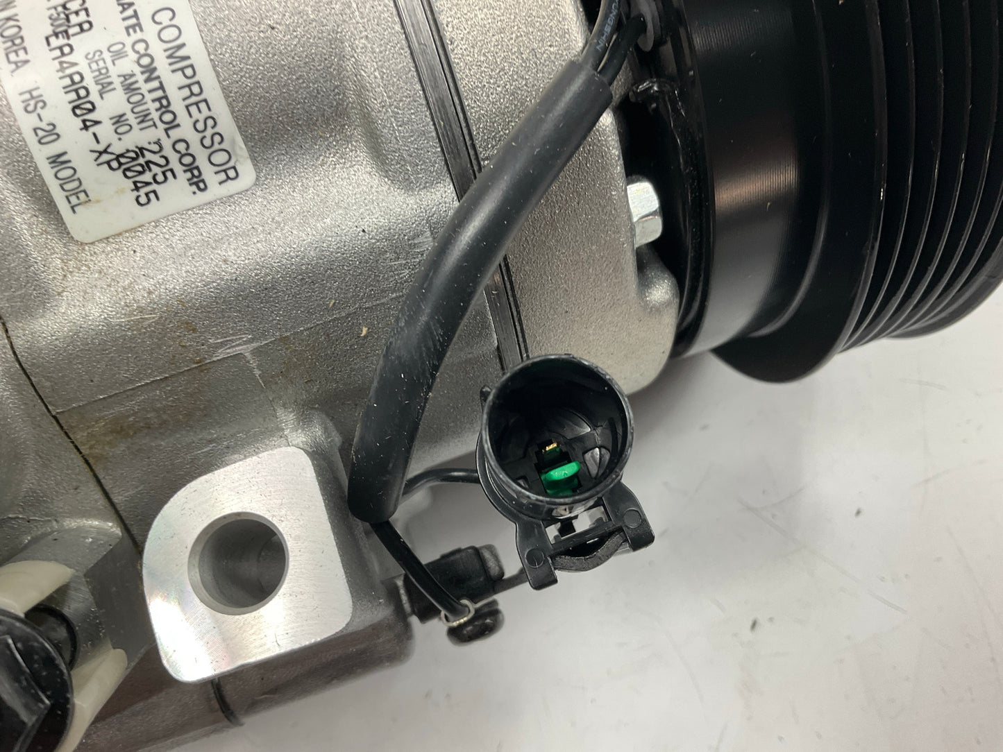 Four Seasons 68120 A/C Compressor With A Clutch 07-09 Entourage, 06-09 Sedona
