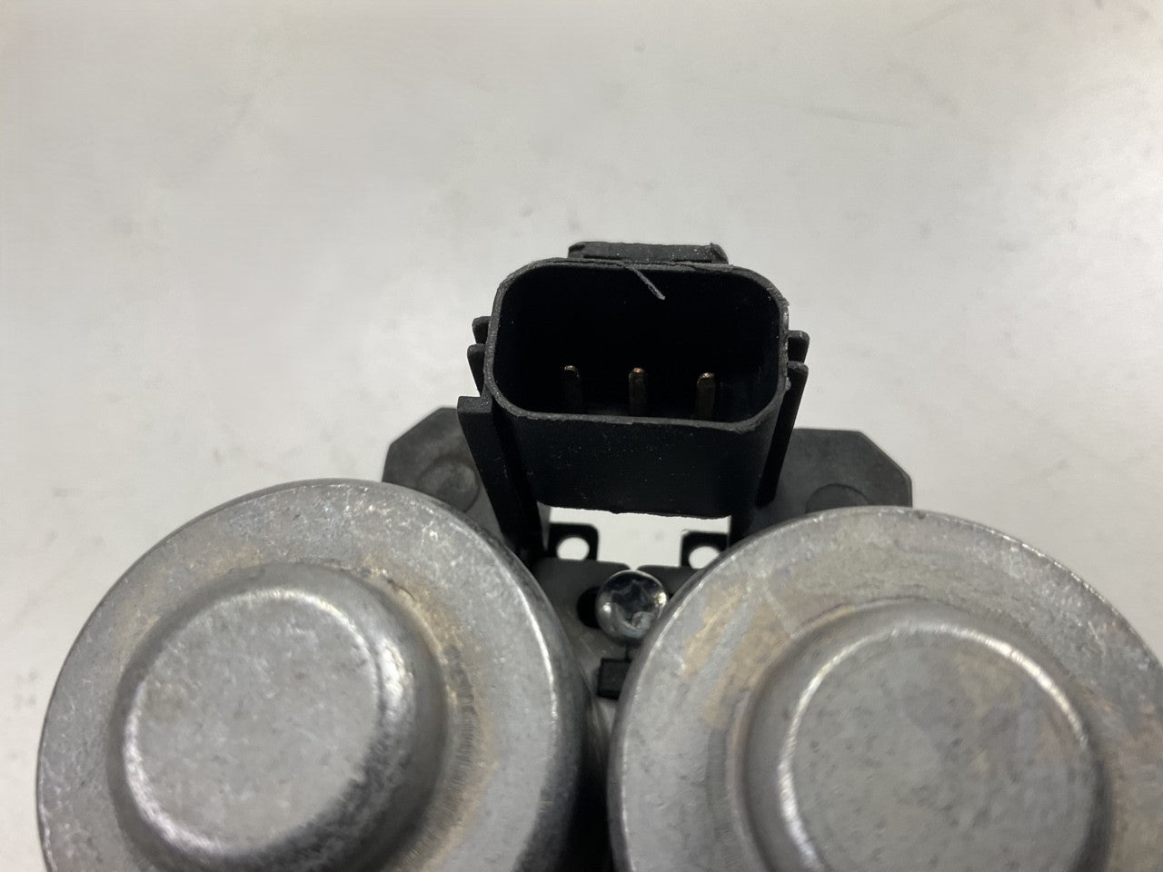Four Seasons 74010 HVAC Heater Control Valve For 03-05 Thunderbird, 03-08 S-Type